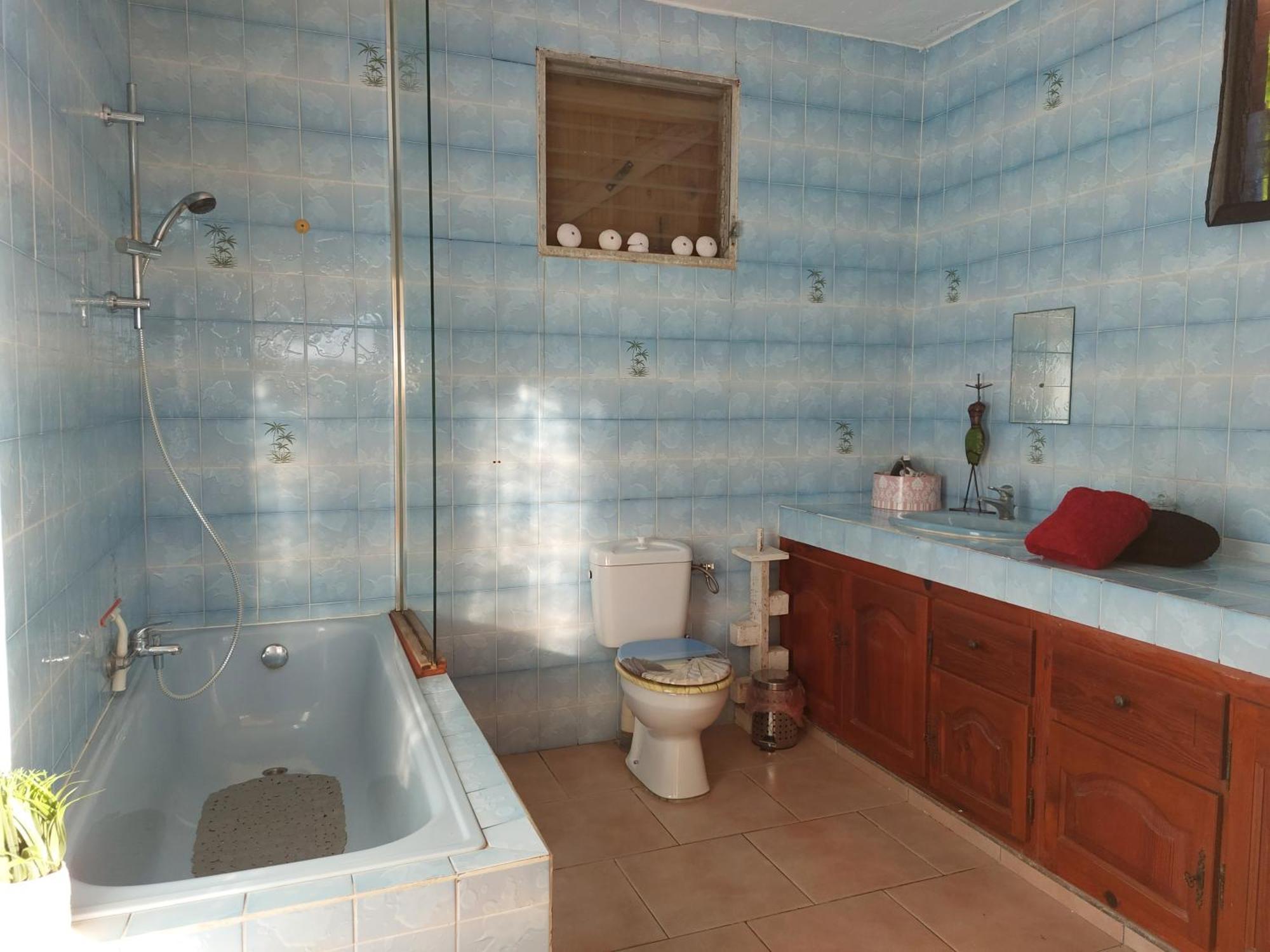 La Jemeli Hotel Grand-Bourg  Buitenkant foto